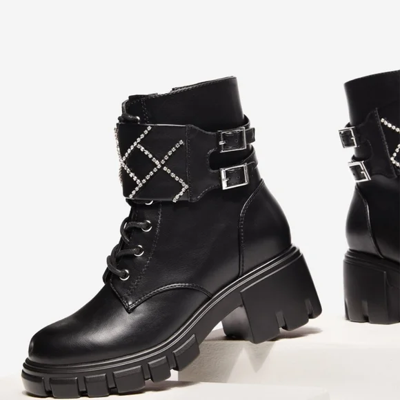 New Reha Lug Sole Bootie/1Day Sale 💞 - Picture 2 of 5